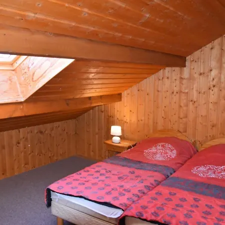 Chalet De Luxe 6 Chambres, Proche Pistes Avec Wifi, Babyfoot Et Cheminee - Fr-1-266-184